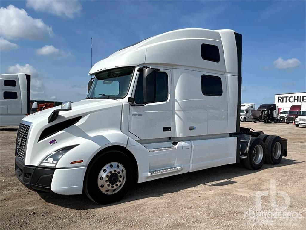 Volvo VNL860 Sadulveokid