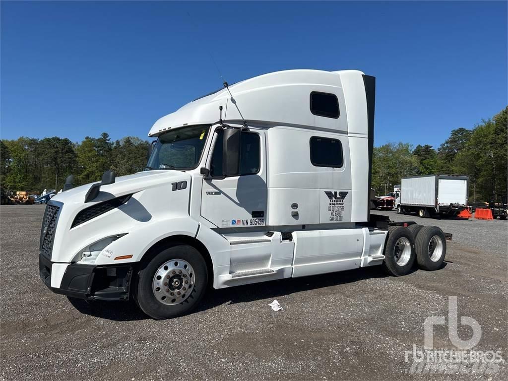 Volvo VNL860 Sadulveokid