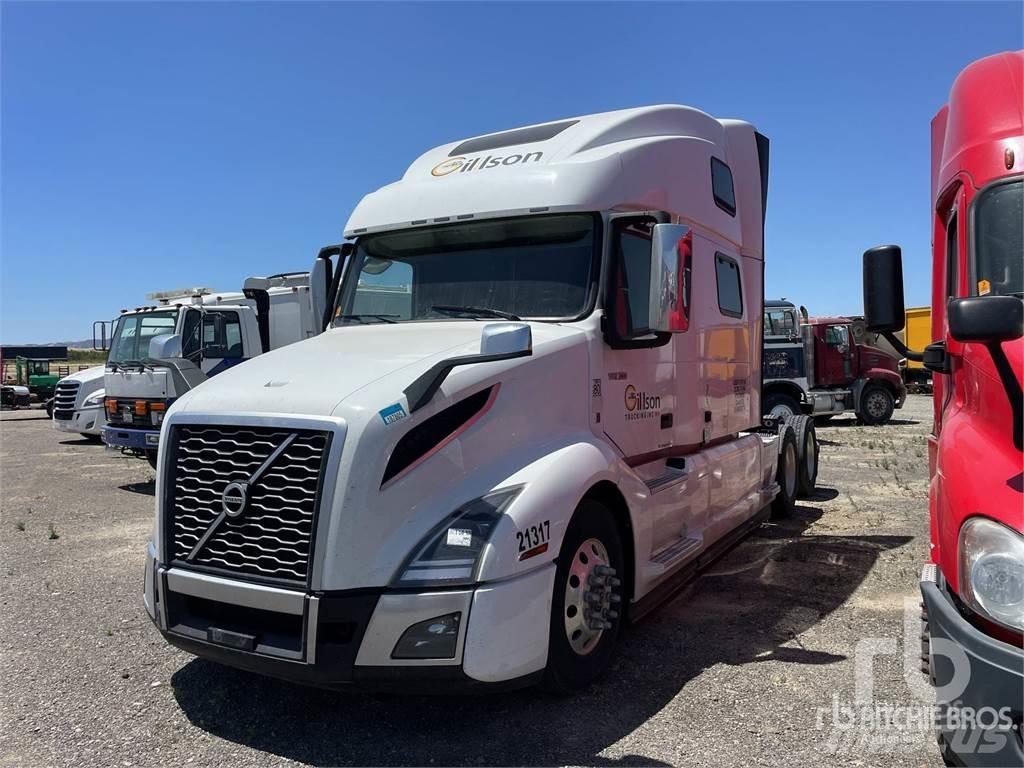 Volvo VNL860 Sadulveokid