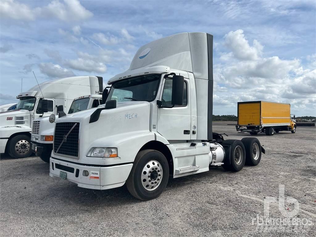 Volvo VNM200 Sadulveokid