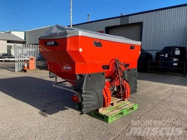 Kuhn 40.1 EMC Väetisekülvikud pihustiga