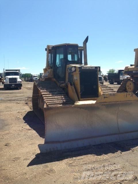 CAT D6H Buldooserid