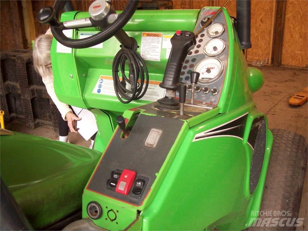Avant M528 Rataslaadurid