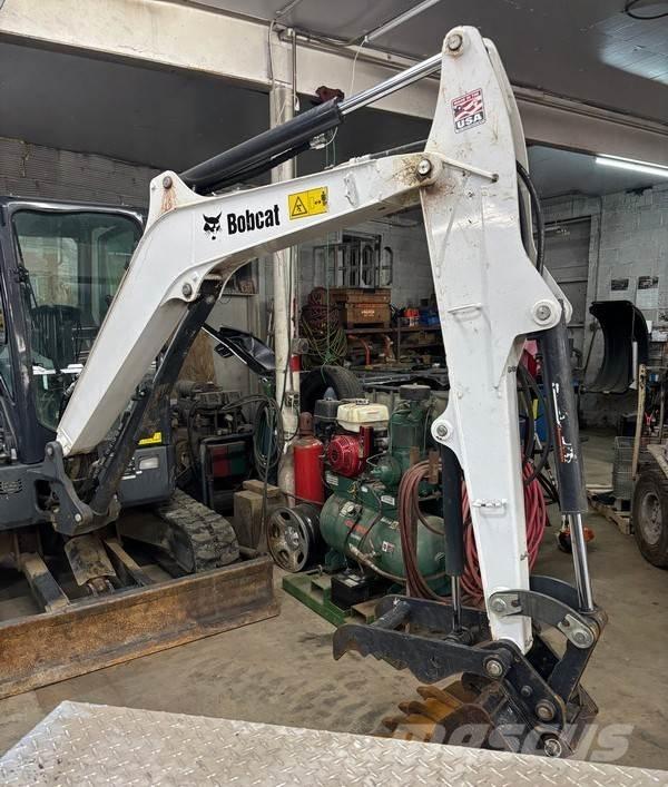 Bobcat E35I Roomikekskavaatorid