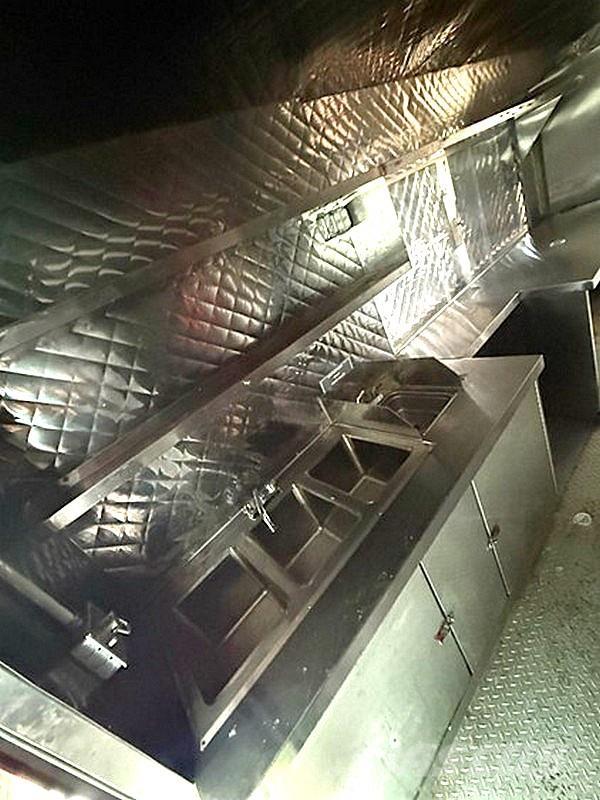 Ford E-350 Furgoonautod