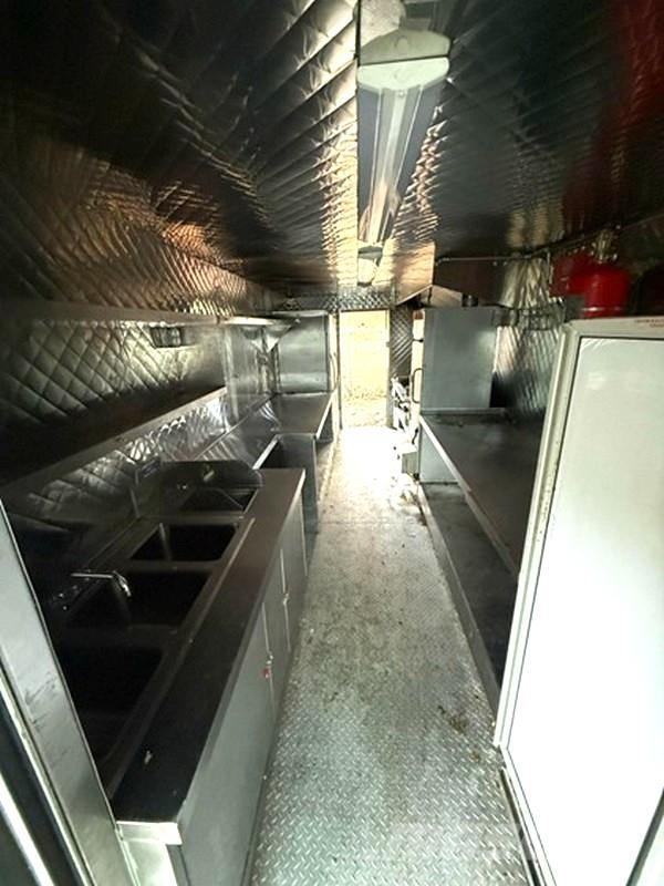 Ford E-350 Furgoonautod