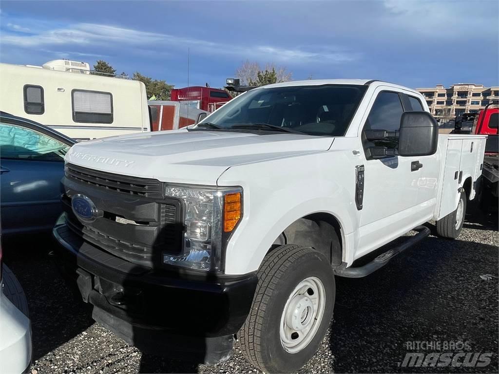 Ford F250 Puksiirid