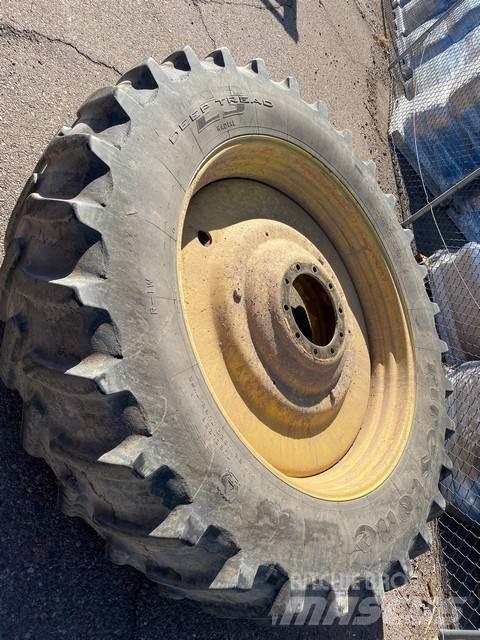 John Deere 8430 Traktorid