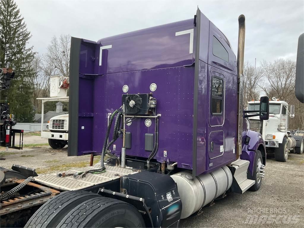 Kenworth T880 Sadulveokid
