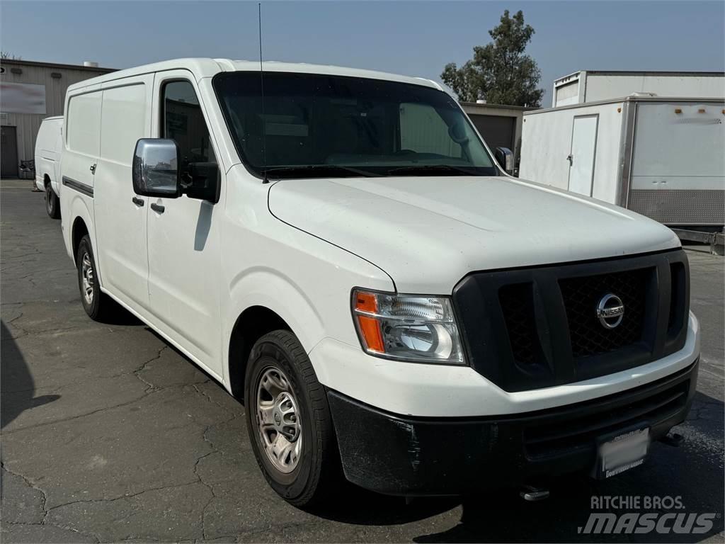 Nissan NV3500 HD Furgooniga kaubikud