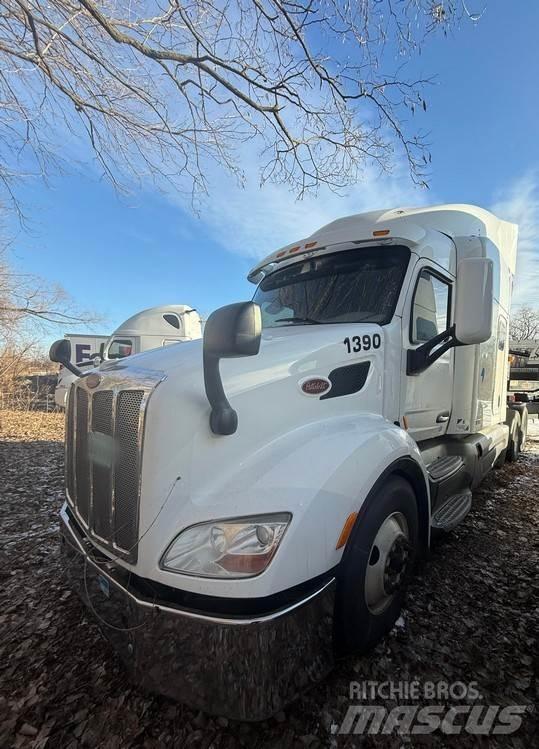 Peterbilt 579 Sadulveokid