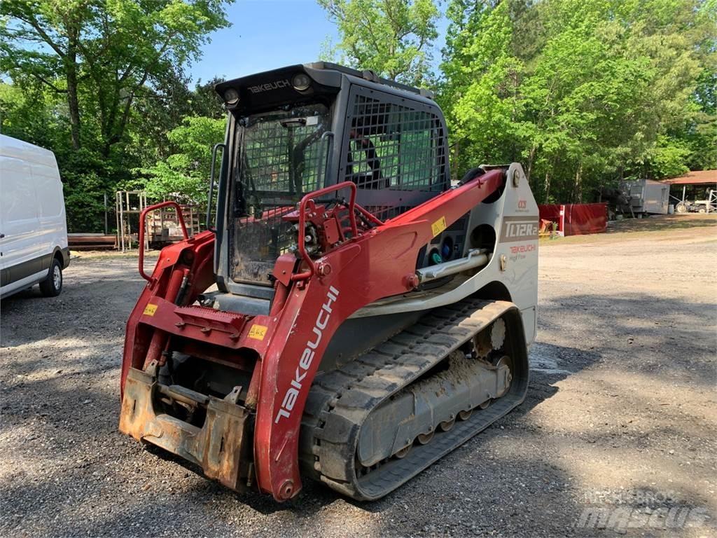 Takeuchi TL12R Roomiklaadurid
