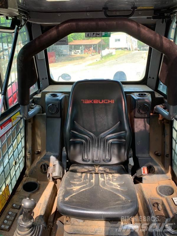 Takeuchi TL12R Roomiklaadurid