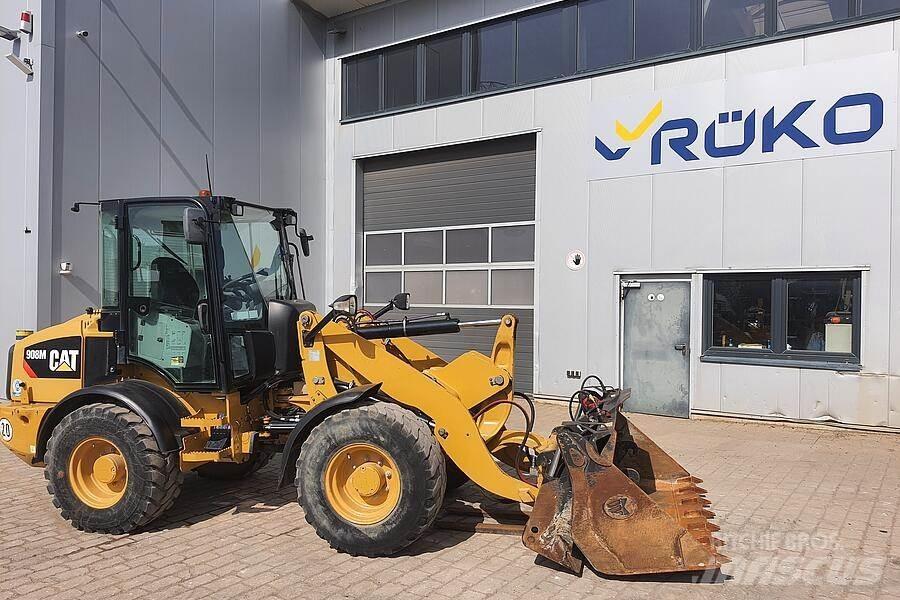 CAT 908 M Rataslaadurid
