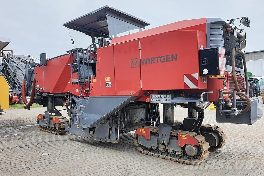Wirtgen W 220 Asfaldi külmfreesimise masinad