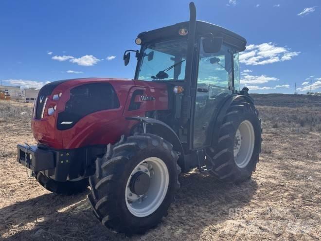 Valtra F105S Traktorid