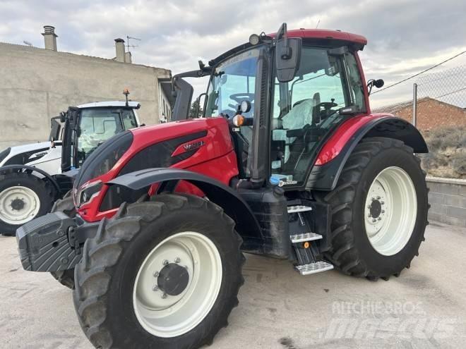 Valtra N135A Traktorid