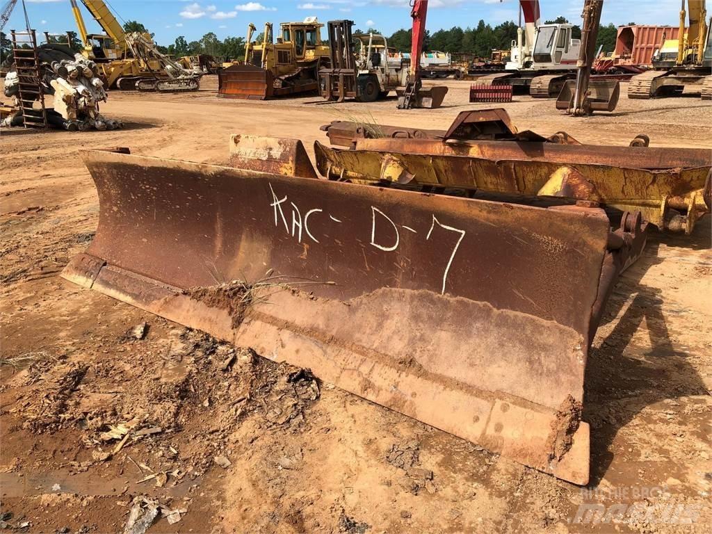 CAT D7 Sahaterad