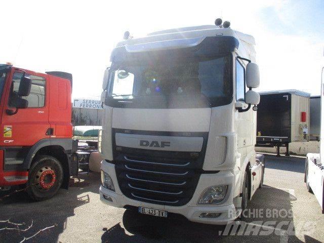 DAF XF 460 Sadulveokid