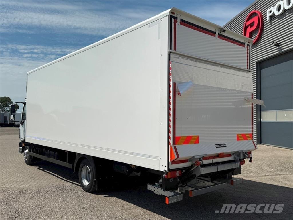 DAF XB230 m. lift Furgoonautod