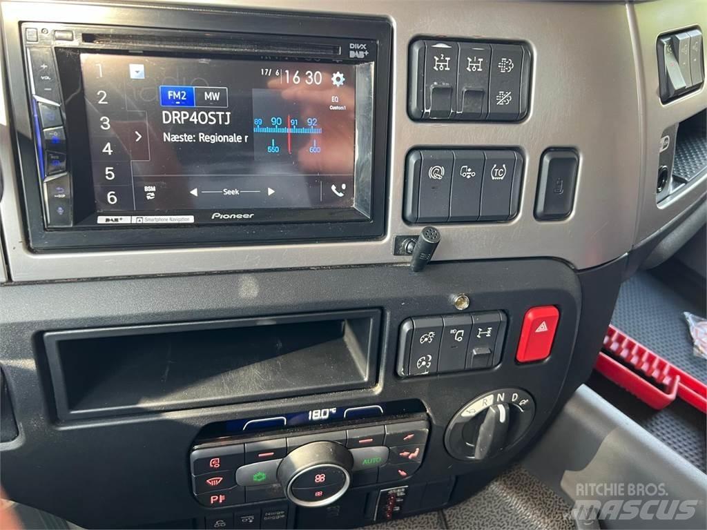 DAF CF 480 FAX 8x2*6 Trossüsteemiga vahetuskere veokid