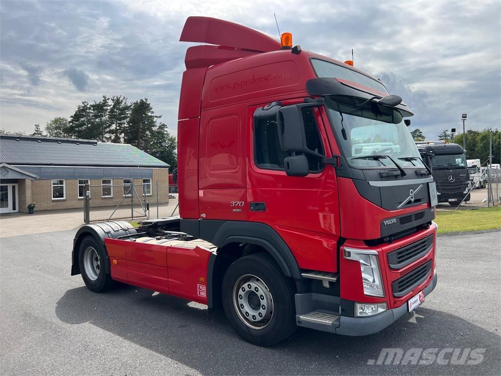 Volvo FM370 Sadulveokid