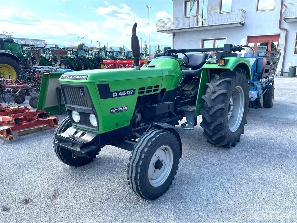 Deutz-Fahr D 45 07 Traktorid
