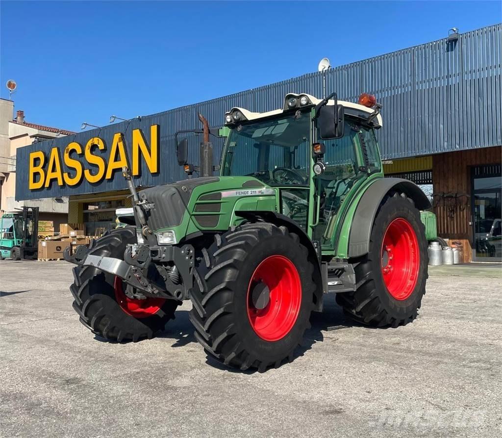 Fendt 211 VARIO Traktorid