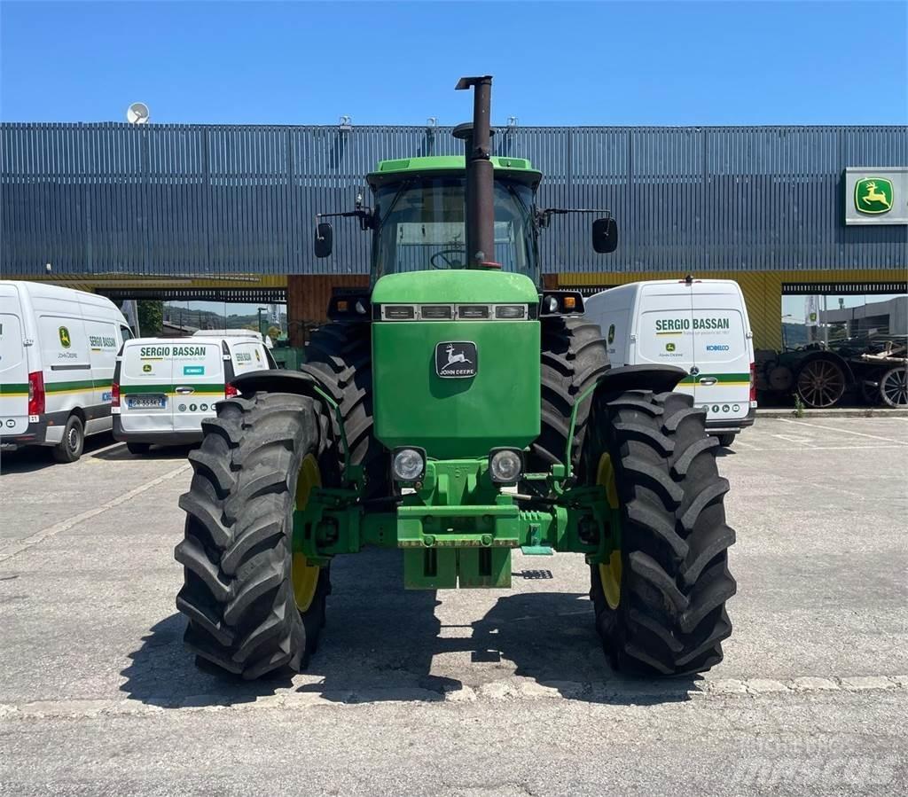 John Deere 4955 Traktorid