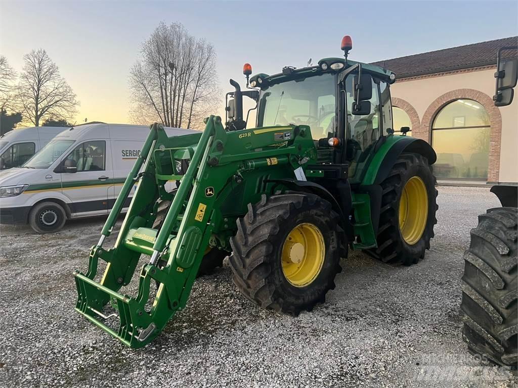 John Deere 6110 R Traktorid