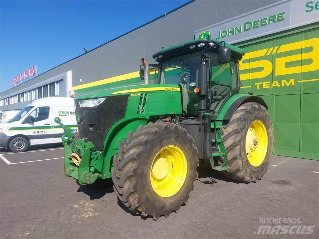 John Deere 7230 R Traktorid