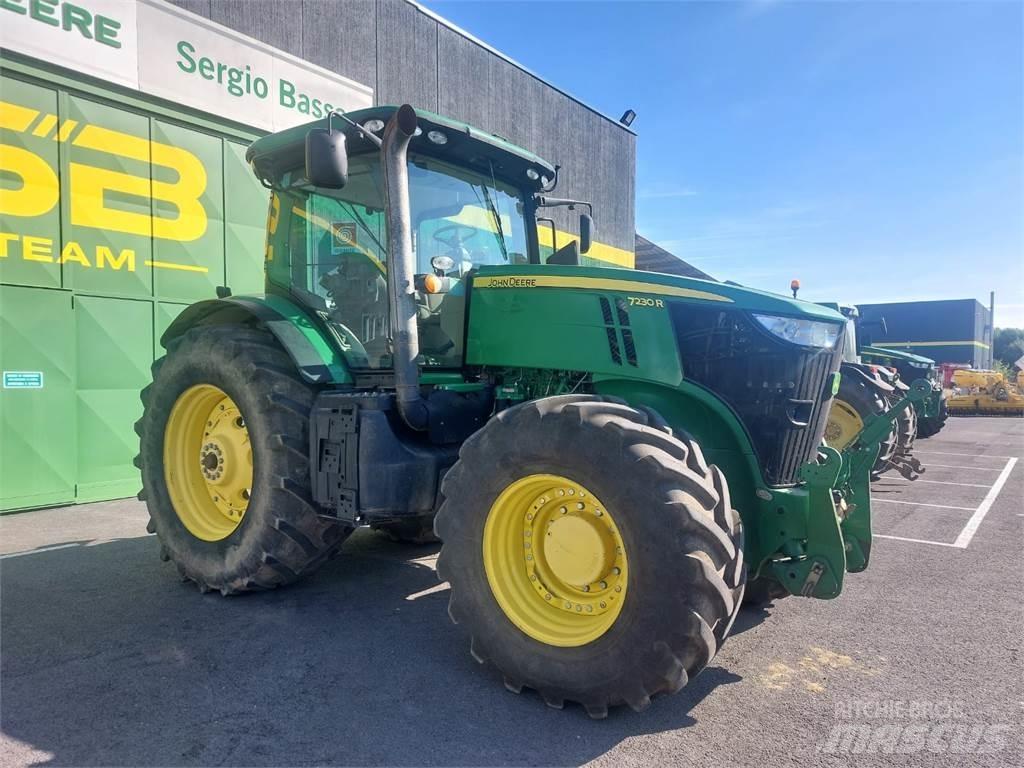 John Deere 7230 R Traktorid
