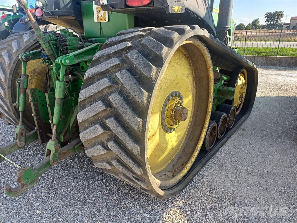 John Deere 8320 RT Traktorid