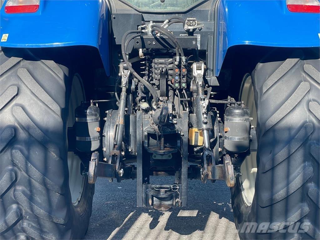 New Holland T7 210 Traktorid