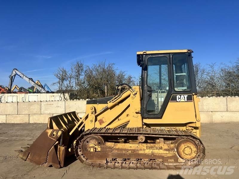 CAT 939 Muu