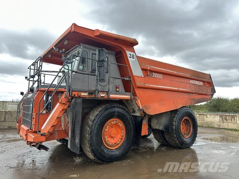 Hitachi EH1100-5 Liigendraamiga pinnaseveokid