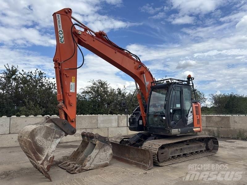 Hitachi ZX135 US-6 Roomikekskavaatorid