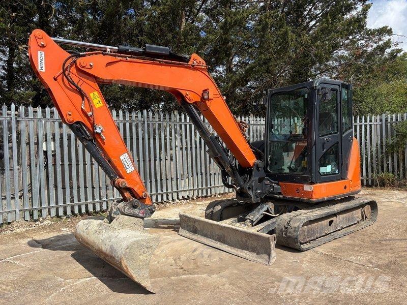 Hitachi ZX65 Väikeekskavaatorid 7t-12t