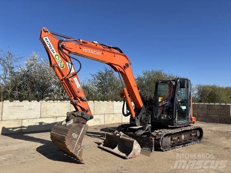 Hitachi ZX85 US-6 Väikeekskavaatorid 7t-12t