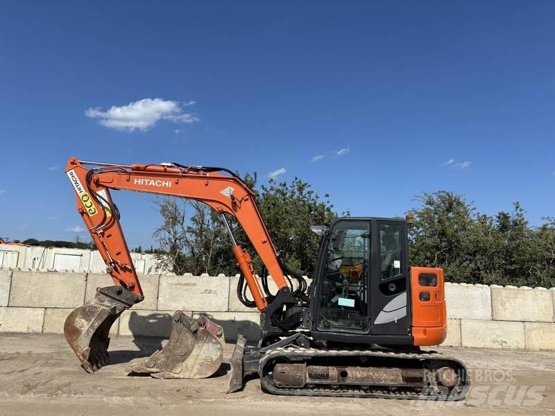 Hitachi ZX85 US-6 Väikeekskavaatorid 7t-12t