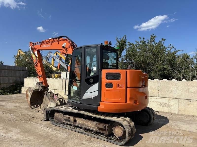 Hitachi ZX85 US-6 Väikeekskavaatorid 7t-12t