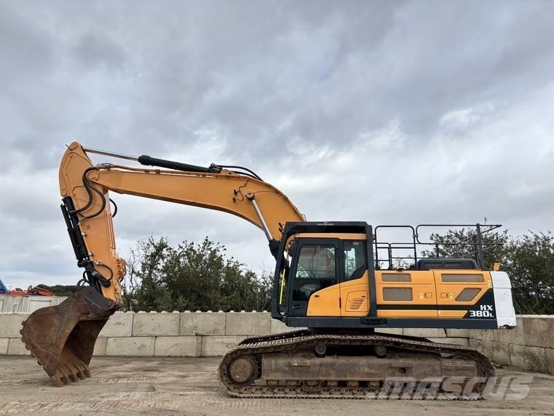 Hyundai HX380L Roomikekskavaatorid