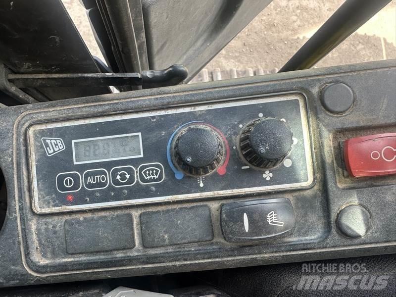 JCB JS220 LC Roomikekskavaatorid