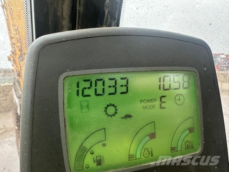 JCB JS220 LC Roomikekskavaatorid