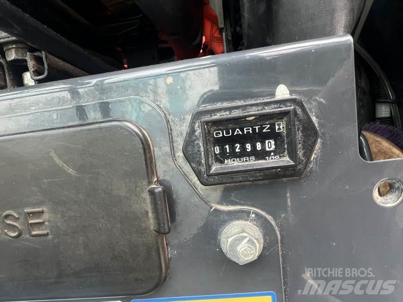 Kobelco SK28SR-6E Miniekskavaatorid < 7 t