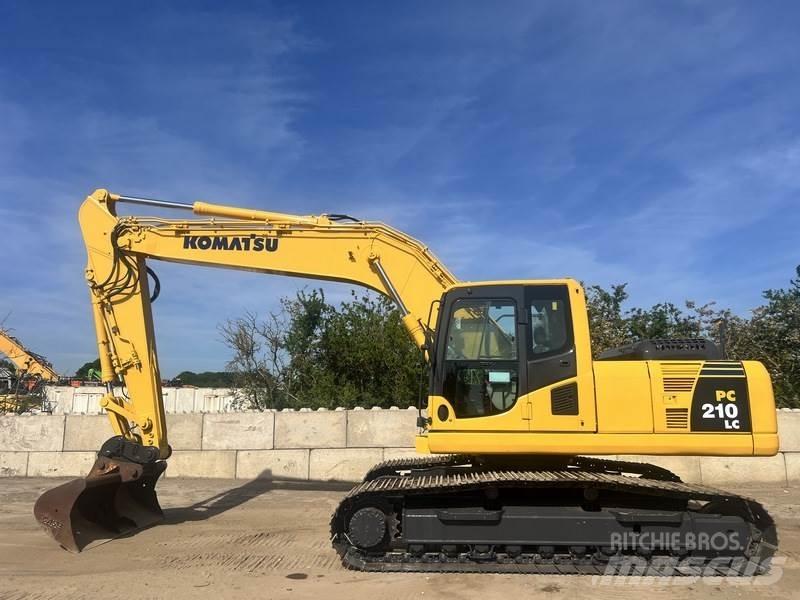Komatsu PC210 LC-8 Roomikekskavaatorid