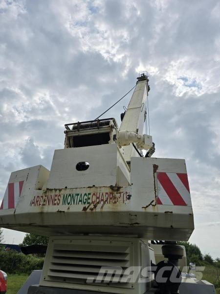 Terex RC35 Maastikutõstukid