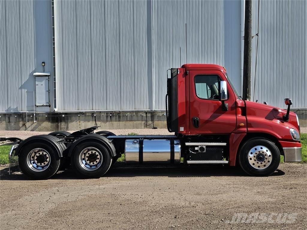 Freightliner Cascadia Sadulveokid