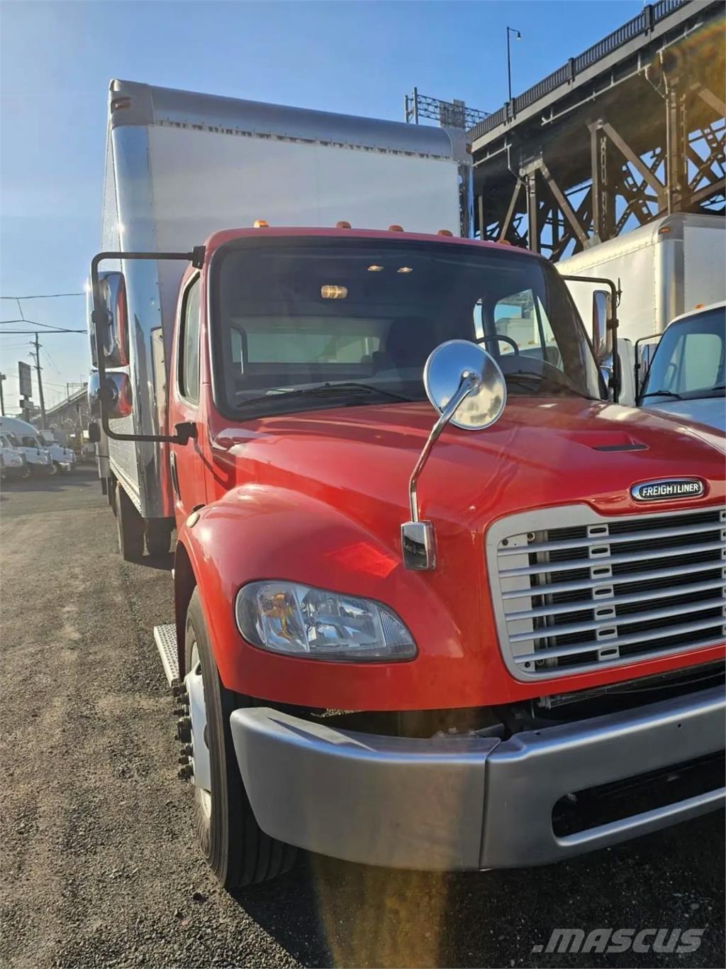 Freightliner M2 Furgoonautod