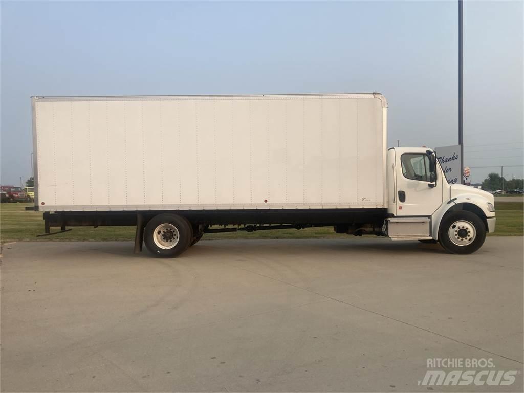 Freightliner M2 106 Raamautod